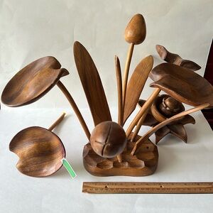 Large MCM vintage lily pad lotus Lilly flower leaf centerpiece wood monkey teak